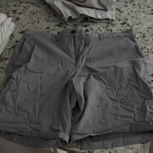 GAP Men's Charcoal Flat Front Shorts